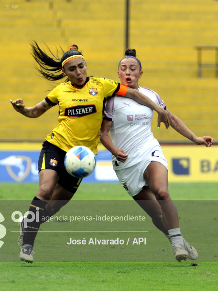 SPO-SUPERLIGAFEMENINA-BARCELONA-LDUQUITO