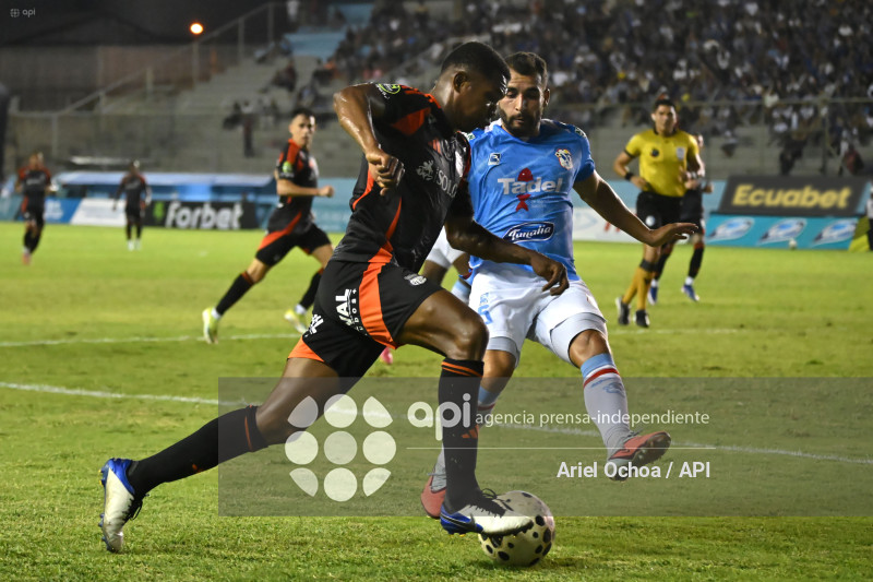 FBL-LIGA ECUABET-MANTA-EMELEC