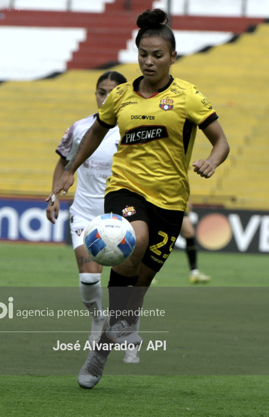 SPO-SUPERLIGAFEMENINA-BARCELONA-LDUQUITO