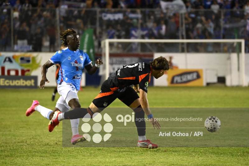 FBL-LIGA ECUABET-MANTA-EMELEC