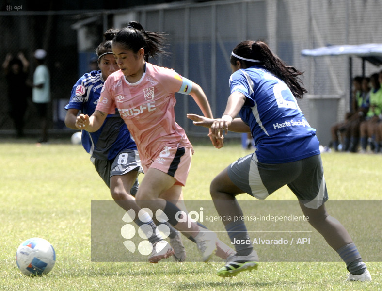 SPO-SUPERLIGAFEMENINA-EMELEC-UCATOLICA