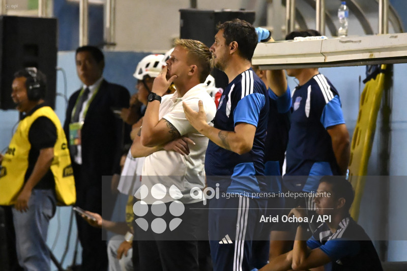 FBL-LIGA ECUABET-MANTA-EMELEC