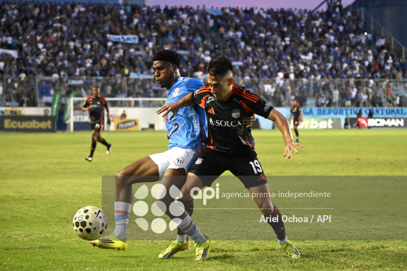 FBL-LIGA ECUABET-MANTA-EMELEC