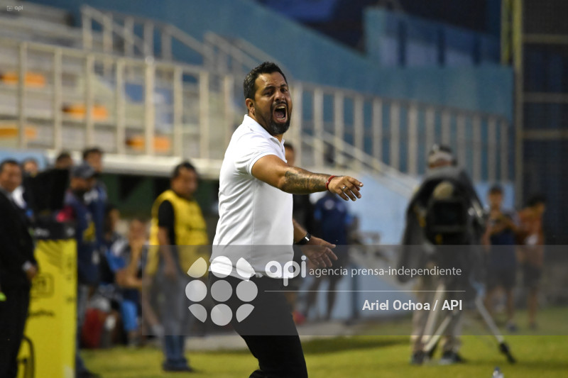 FBL-LIGA ECUABET-MANTA-EMELEC