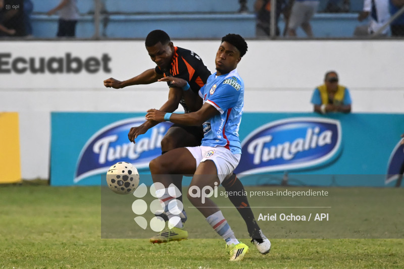 FBL-LIGA ECUABET-MANTA-EMELEC