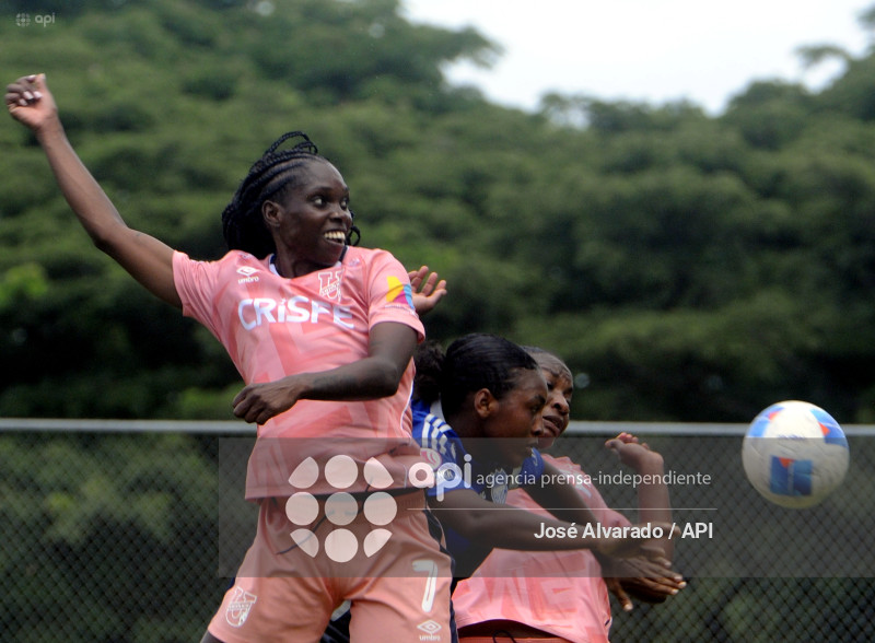 SPO-SUPERLIGAFEMENINA-EMELEC-UCATOLICA