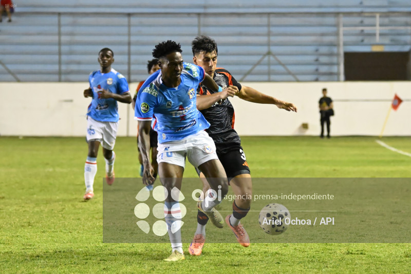 FBL-LIGA ECUABET-MANTA-EMELEC