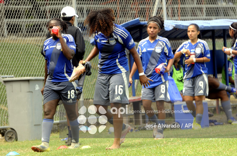 SPO-SUPERLIGAFEMENINA-EMELEC-UCATOLICA