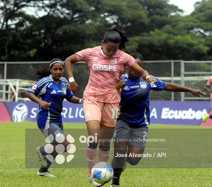 SPO-SUPERLIGAFEMENINA-EMELEC-UCATOLICA