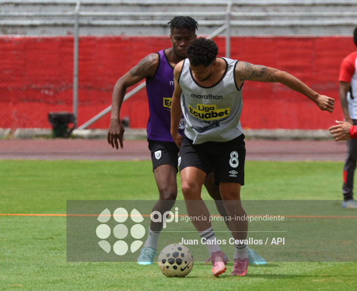 FBL-LIGAECUABET-LEONES FC-MUSHUC RUNA