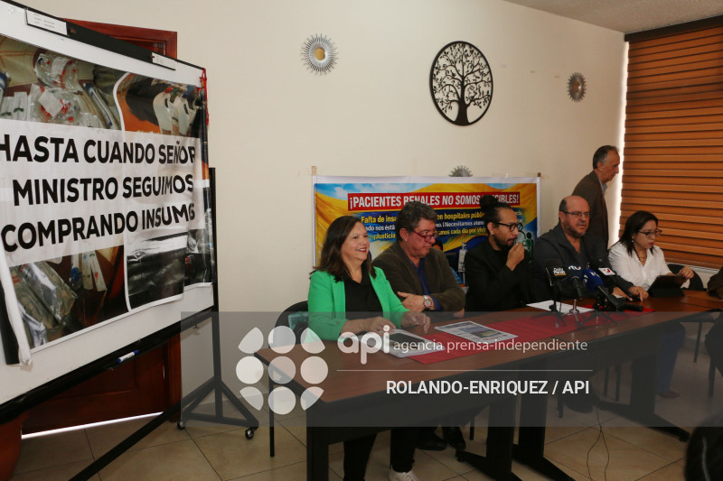 PACIENTES RENALES