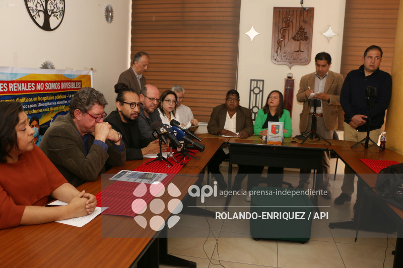 PACIENTES RENALES