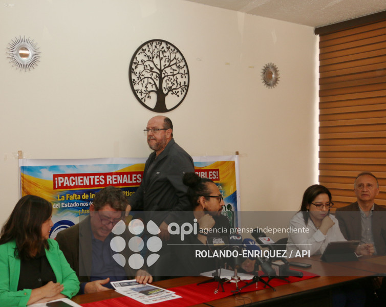 PACIENTES RENALES