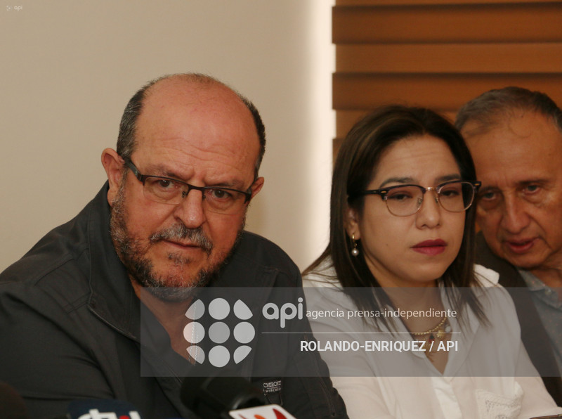 PACIENTES RENALES
