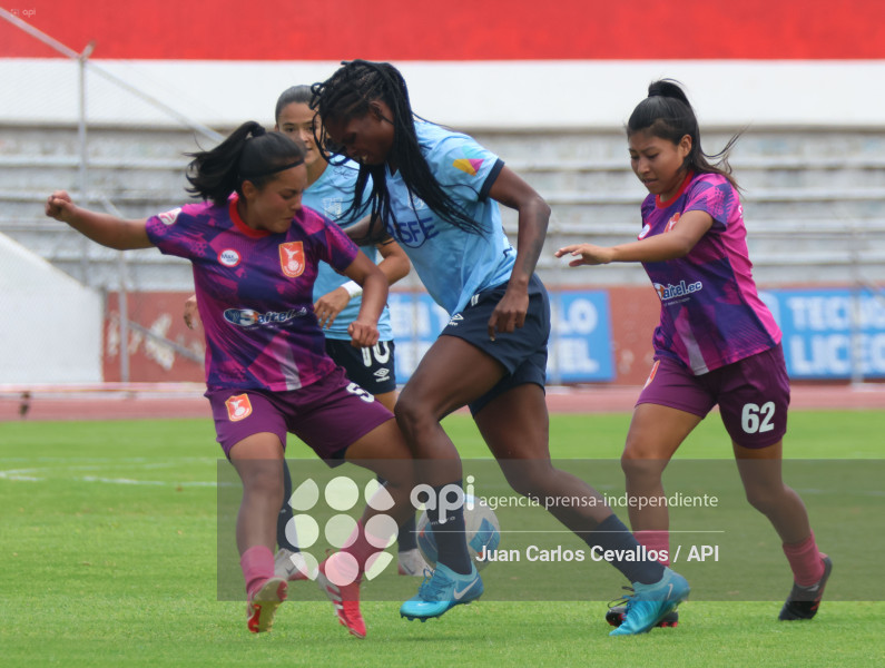FBL-SUPERLIGA-DEPORTIVO IBARRA-CATOLICA