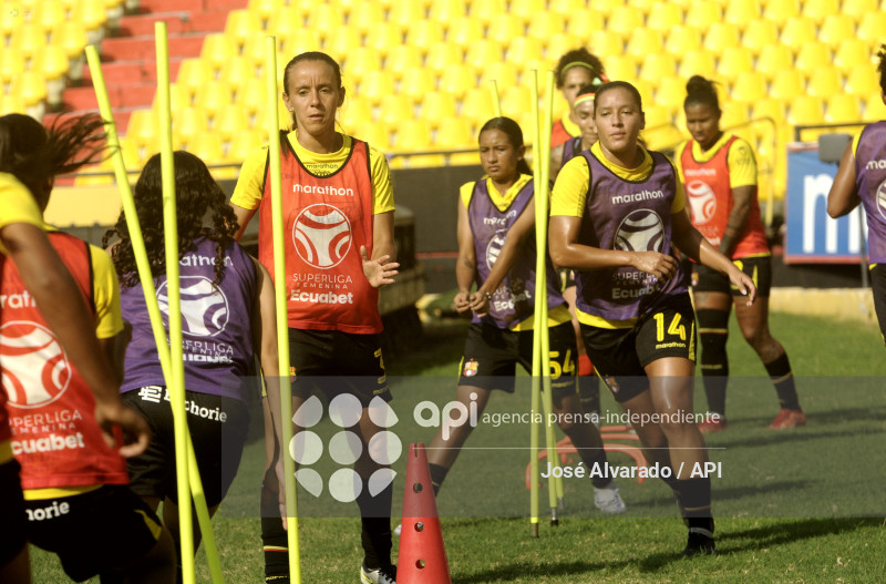 SPO-SUPERLIGAFEMENINA-BARCELO-ESPUCE