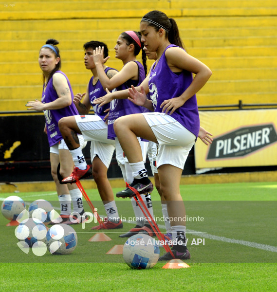 SPO-SUPERLIGAFEMENINA-BARCELO-ESPUCE