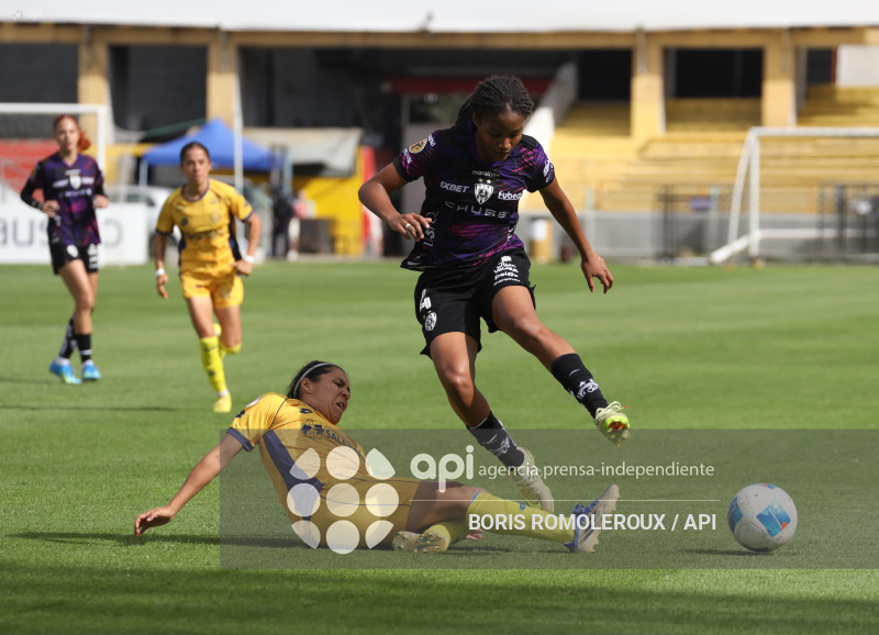 FBL-SUPERLIGA-FEMENINA- CARNERAS UPS-DRAGONAS IDV
