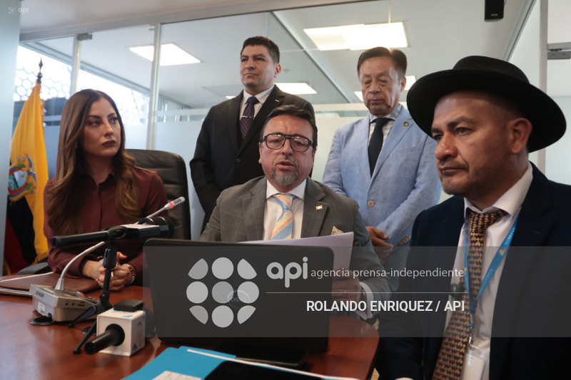 ADN PROBLEMAS EN EL METRO