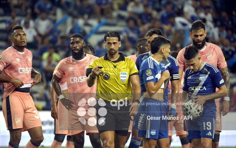 FBL-LIGAECUABET-EMELEC-CATOLICA