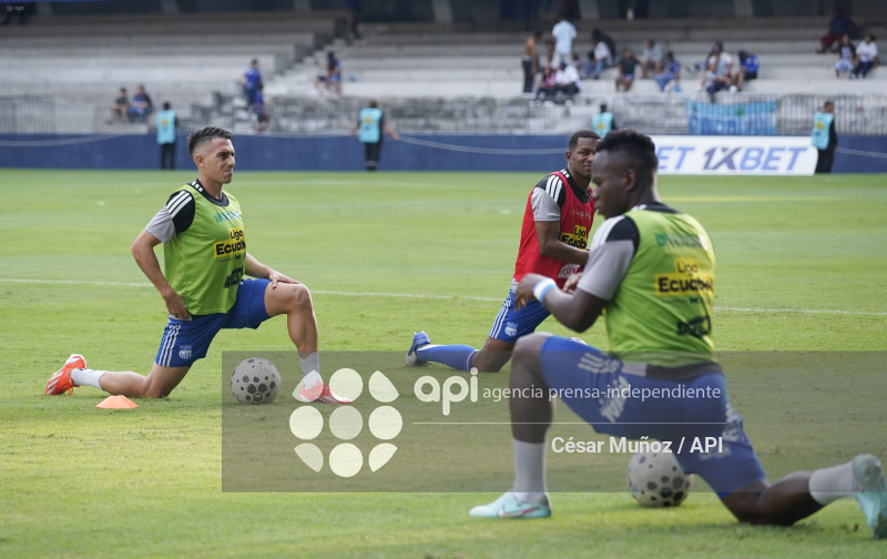 FBL-LIGAECUABET-EMELEC-CATOLICA