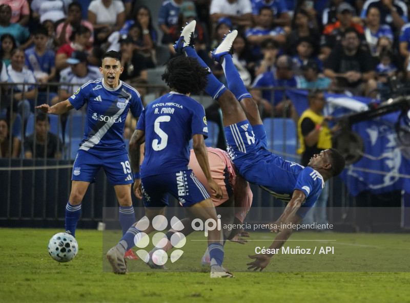 FBL-LIGAECUABET-EMELEC-CATOLICA