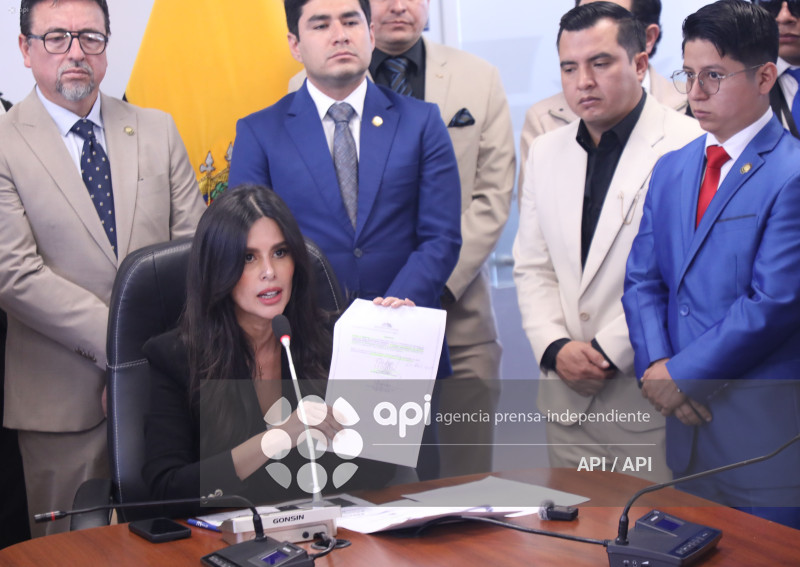 RUEDA DE PRENSA DIANA JACOME